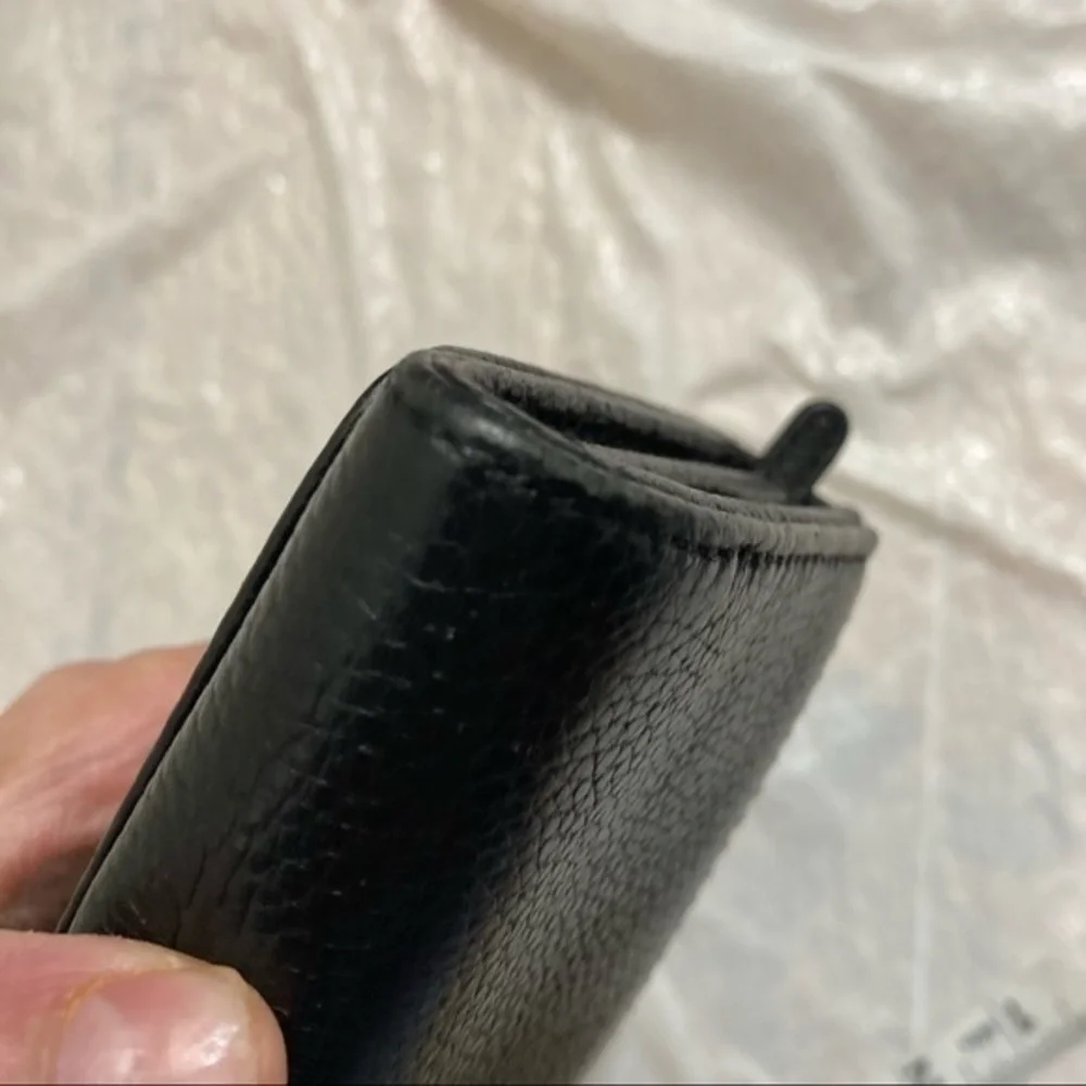Michael kors black leather logo wallet